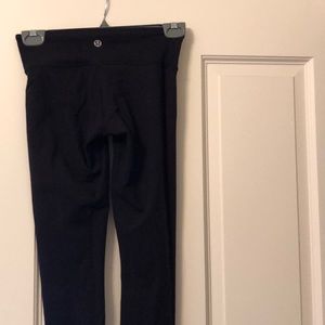 Black lulu lemon leggings